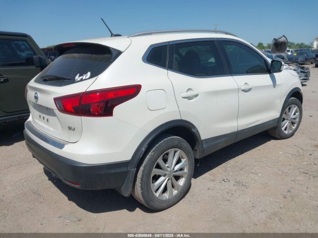JN1BJ1CP8JW188434 Nissan Rogue Sport Sv