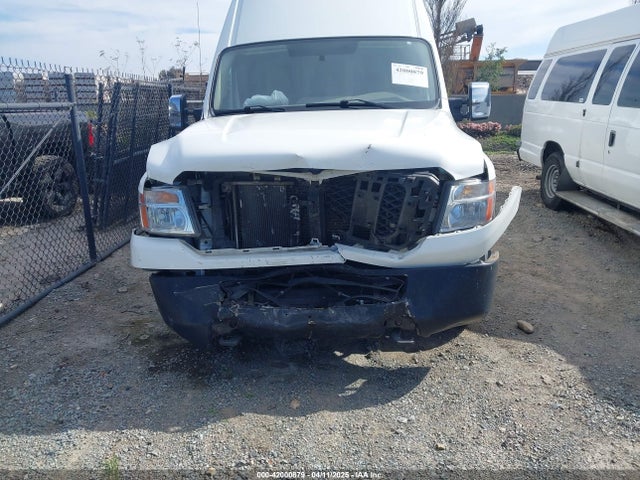 1N6AF0LX6FN801701 Nissan Nv Cargo Nv2500 Hd Sv V8