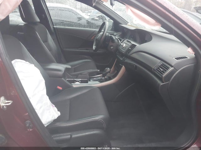 1HGCR2F58HA143450 Honda Accord Sport