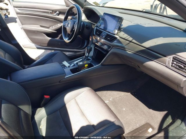 1HGCV1F33LA081825 Honda Accord Sport