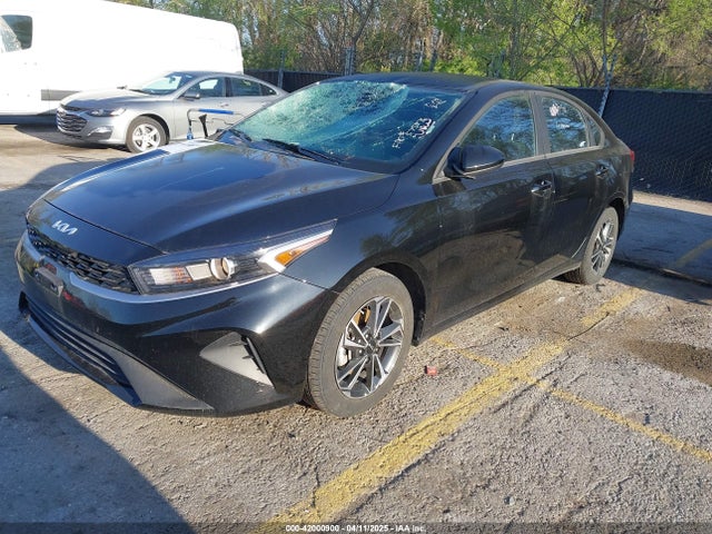 3KPF24AD8RE741062 KIA Forte Lxs