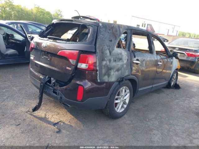 5XYKT3A66FG619869 KIA SORENTO LX