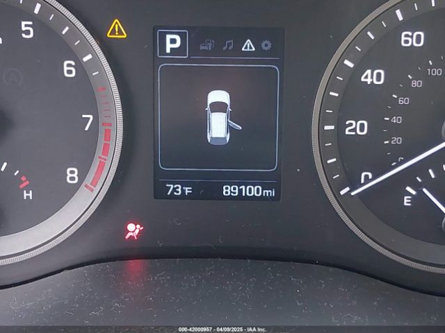 KM8J33A49GU095543 Hyundai TUCSON SE
