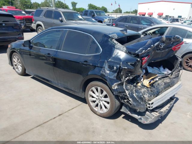 4T1C11AKXLU984010 Toyota CAMRY LE
