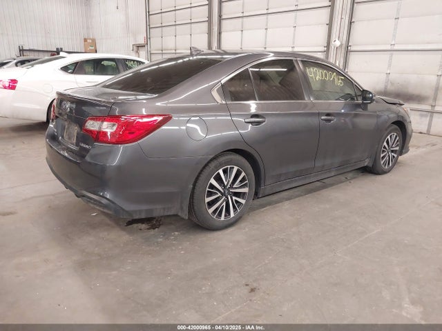 4S3BNAF62J3019189 Subaru Legacy 2.5i Premium