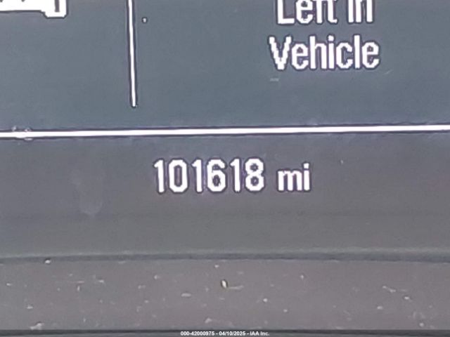 1G1ZD5STXPF192057 Chevrolet Malibu Fwd 1lt