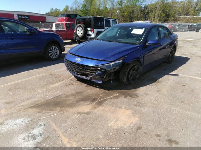 5NPLM4AG8PH110215 Hyundai ELANTRA SEL