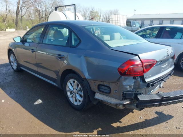 1VWAA7A35JC031938 Volkswagen Passat 2.0t R-line/2.0t S