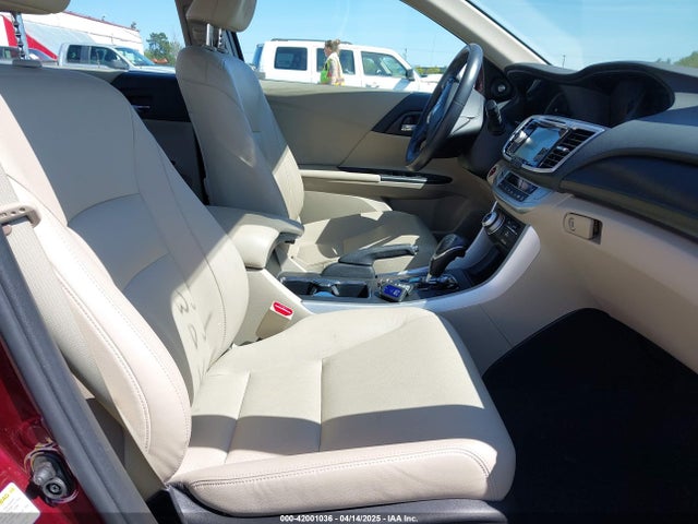 Honda lfa1 2015 1HGCR6F71FA002872 Image 5
