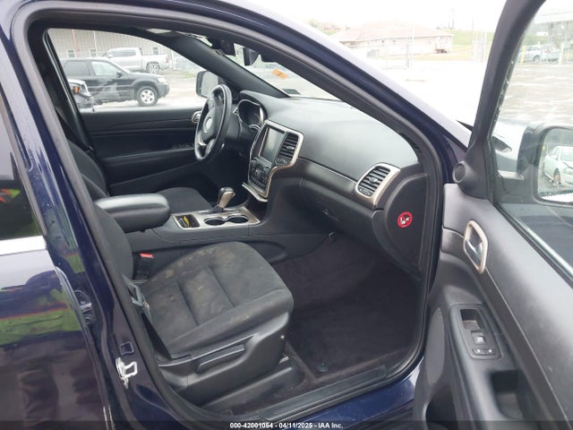 1C4RJFAG6HC710999 Jeep Grand Cherokee Laredo 4x4