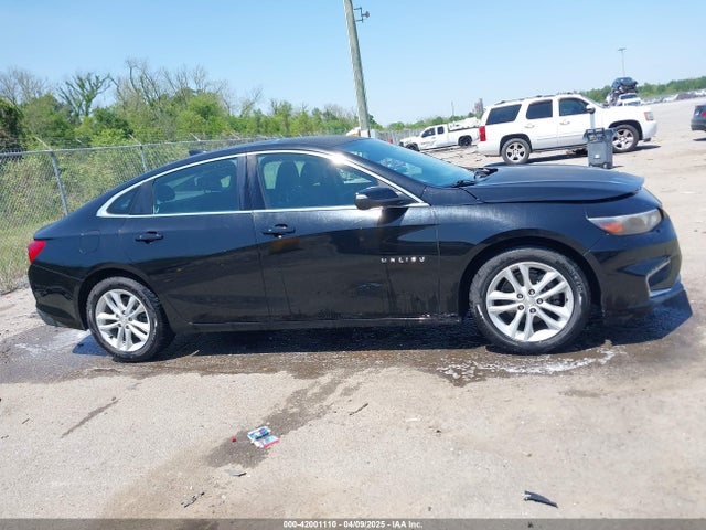 1G1ZE5ST1HF204532 Chevrolet MALIBU 1LT
