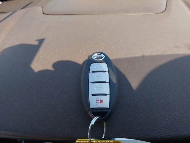 5N1BT3BA7NC676860 Nissan Rogue Sv Fwd