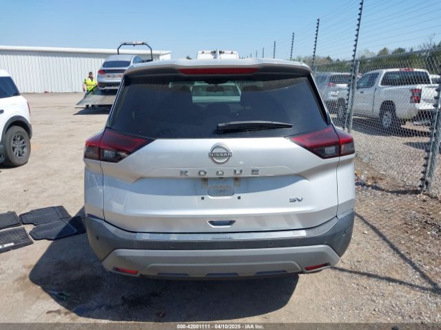 5N1BT3BA7NC676860 Nissan Rogue Sv Fwd