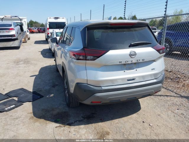 5N1BT3BA7NC676860 Nissan Rogue Sv Fwd
