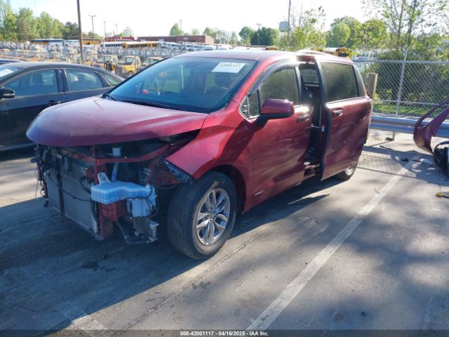 5TDYRKEC3MS024450 Toyota SIENNA XLE