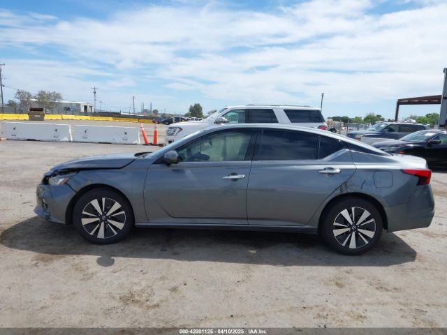 1N4BL4EV1KC187977 Nissan Altima 2.5 Sl