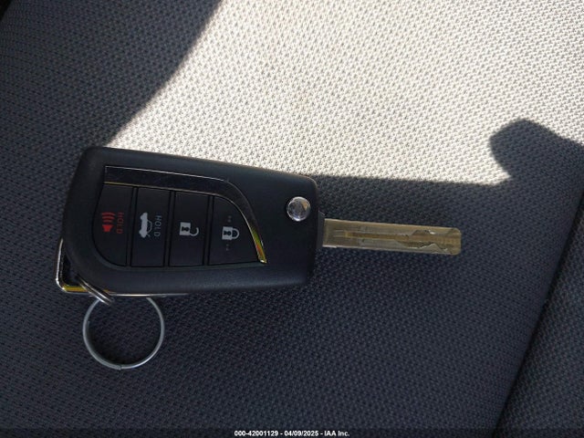 42001129 :رقم المزاد ، 5YFB4MDEXRP188605 vin ، 2024 Toyota Corolla Le مزاد بيع