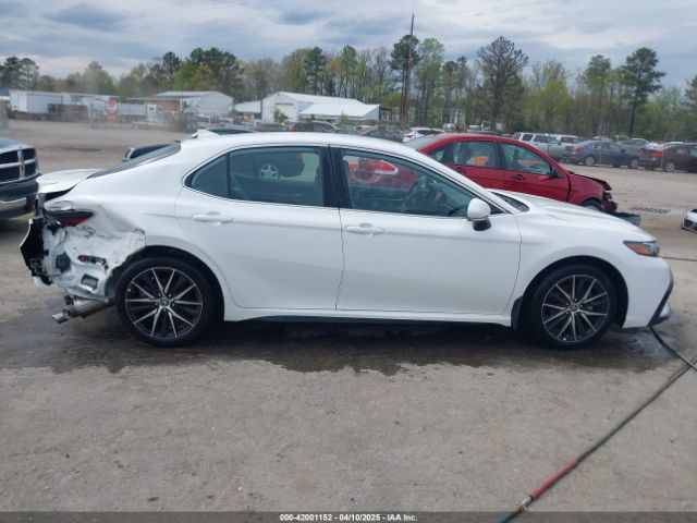 4T1T11AK1RU852942 Toyota CAMRY SE