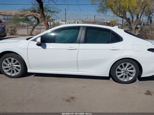 4T1C11AK2RU863352 Toyota CAMRY LE