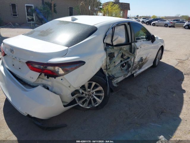 4T1C11AK2RU863352 Toyota CAMRY LE
