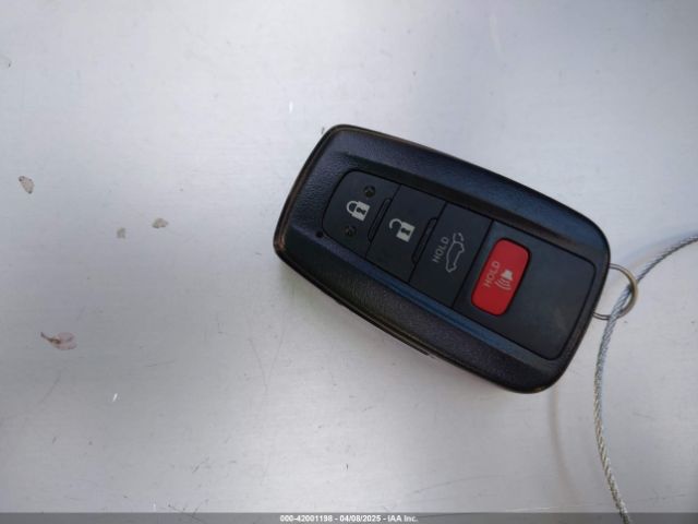 2T3P1RFV4MC210249 Toyota Rav4 Xle