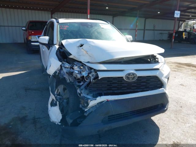 2T3P1RFV4MC210249 Toyota Rav4 Xle