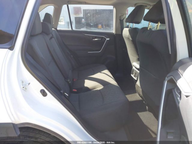 2T3P1RFV4MC210249 Toyota Rav4 Xle