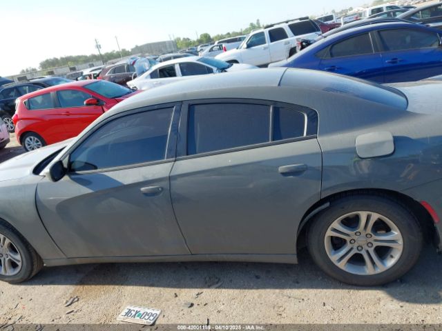 2C3CDXBG6HH517383 Dodge Charger Se Rwd