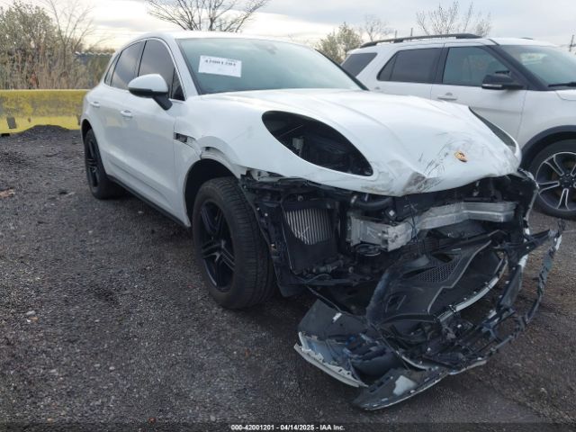 2017 PORSCHE MACAN WP1AB2A56HLB11942 Photo 0