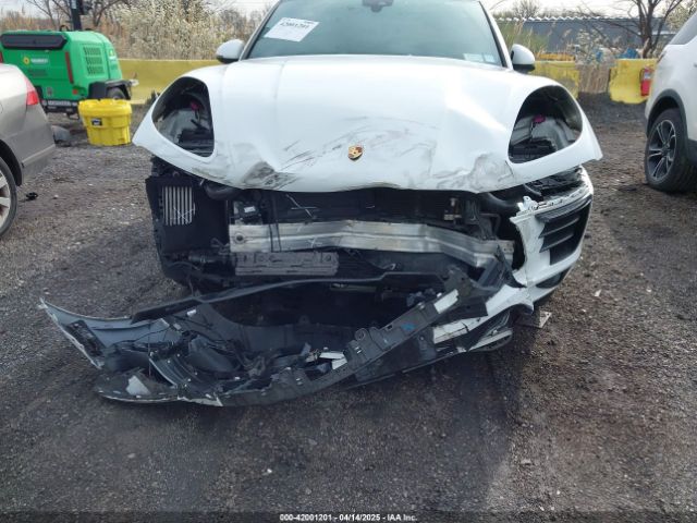 2017 PORSCHE MACAN WP1AB2A56HLB11942 Photo 5