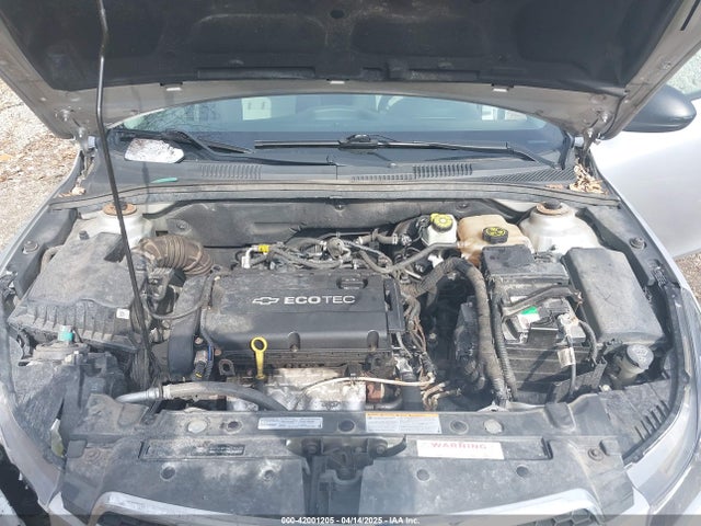 1G1PA5SH3E7178262 Chevrolet Cruze Ls Auto