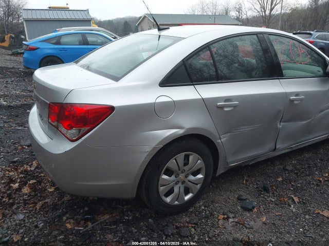 1G1PA5SH3E7178262 Chevrolet Cruze Ls Auto