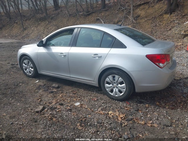 1G1PA5SH3E7178262 Chevrolet Cruze Ls Auto