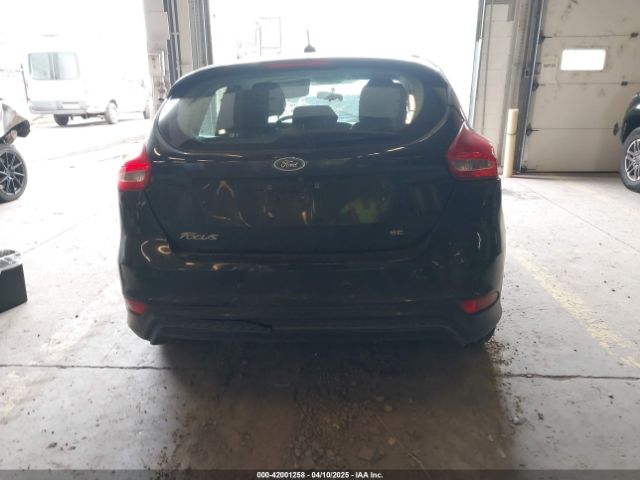 1FADP3K20GL225899 Ford FOCUS SE