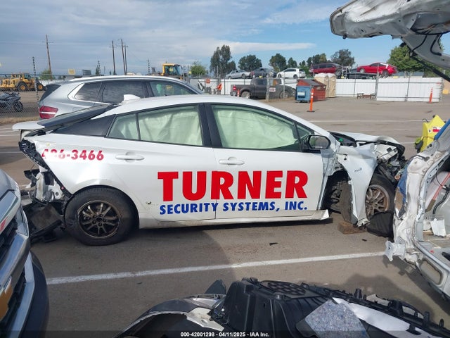 JTDKAMFU8N3153691 Toyota 2zr-fxe,1nm