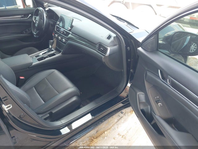1HGCV1F38LA144756 Honda Accord Sport