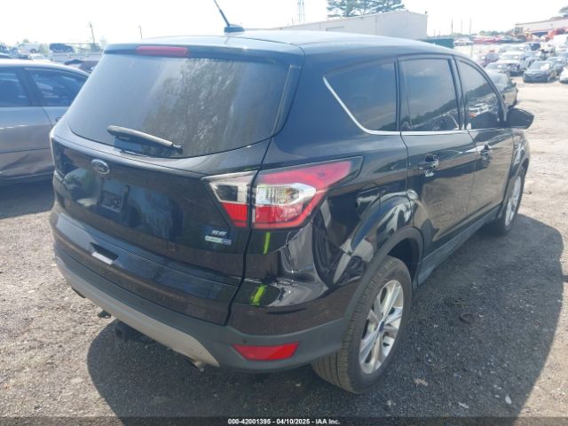 1FMCU9GD5HUA84217 Ford ESCAPE SE