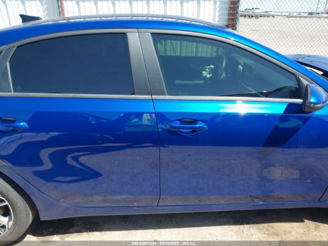 3KPF24AD2RE724435 KIA Forte Lxs