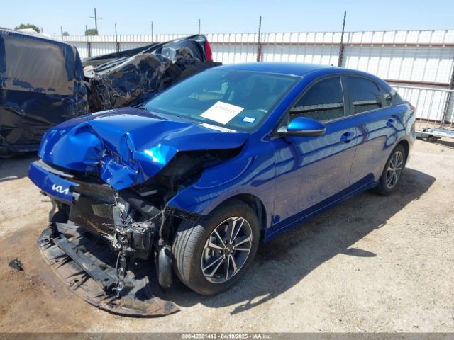 3KPF24AD2RE724435 KIA Forte Lxs