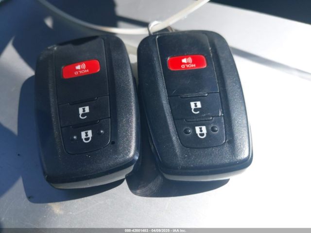 JTDKBRFU6J3068322 Toyota Prius One