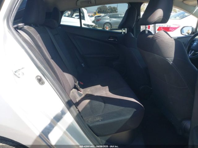 JTDKBRFU6J3068322 Toyota Prius One