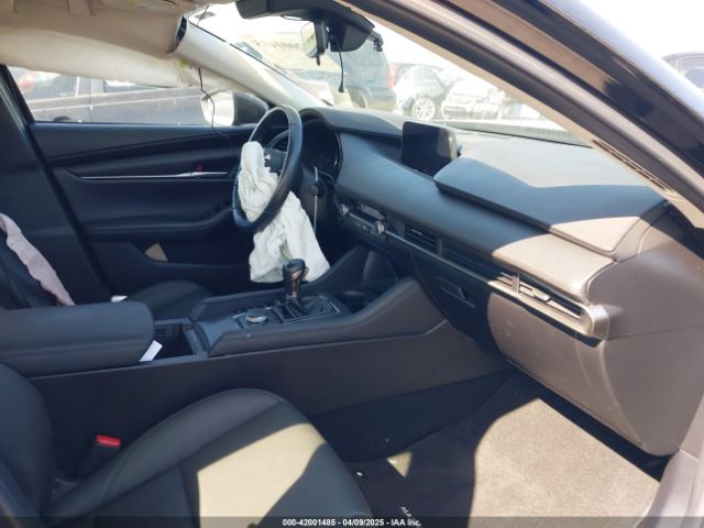 3MZBPABL2MM250695 Mazda Mazda3 Select