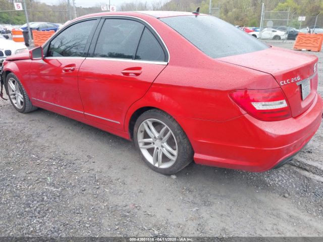 WDDGF4HB1EA945105 Mercedes-Benz C-class C 250 Sport/luxury