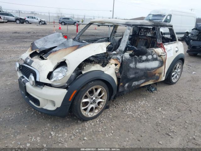 2011 MINI COOPER S WMWSV3C53BTY20901 Photo 1
