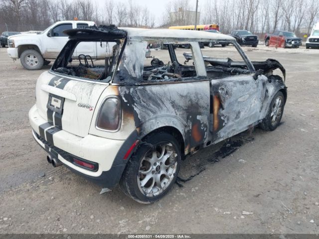 2011 MINI COOPER S WMWSV3C53BTY20901 Photo 3