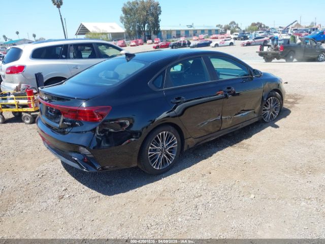 3KPF54AD6PE672764 KIA Forte Gt-line