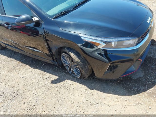 3KPF54AD6PE672764 KIA Forte Gt-line