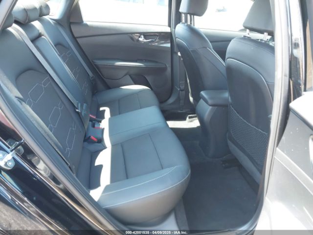 3KPF54AD6PE672764 KIA Forte Gt-line