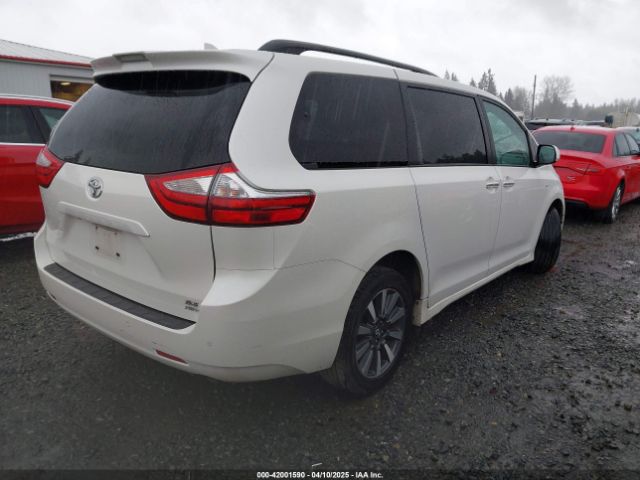 5TDDZ3DC0JS201425 Toyota Sienna Xle 7 Passenger