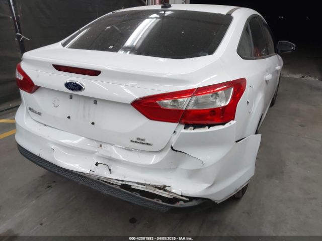 1FADP3F22EL437727 Ford FOCUS SE